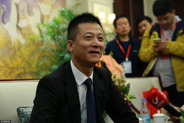 少妇与狗