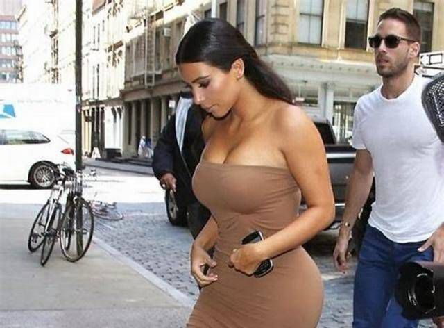 小莹的乳门卫老董t大校花